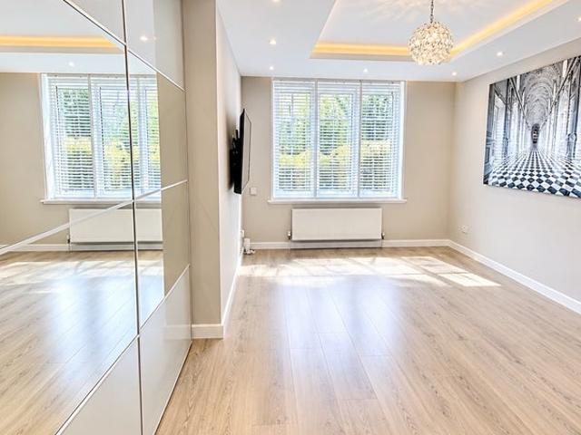 Apartment for rent in South Hampstead, Greater London