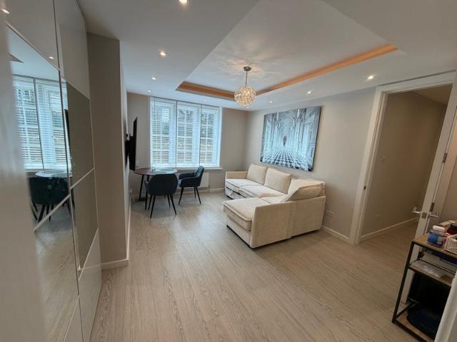 Apartment for rent in South Hampstead, Greater London