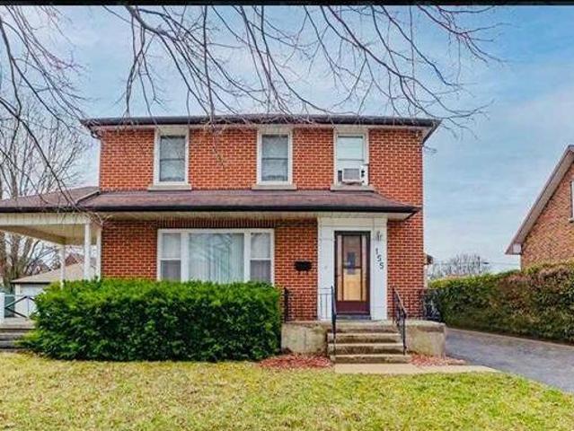 House for sale in Brantford, Ontario