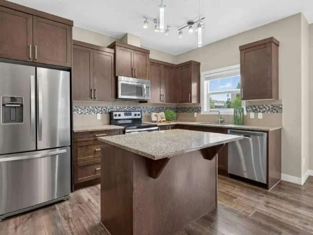 Townhouse for rent in Evanston, Calgary