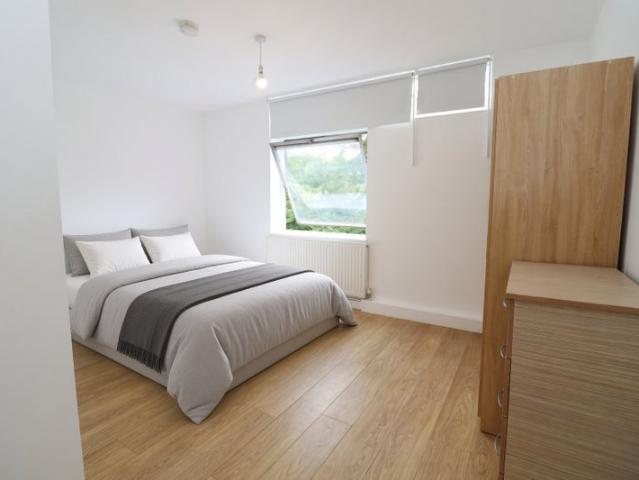 Apartment for rent in Kilburn, Greater London