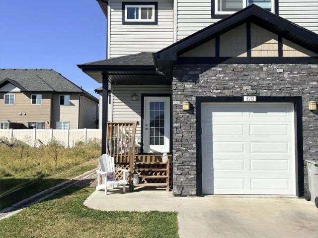 Townhouse for rent in Montrose Estates, Beaumont