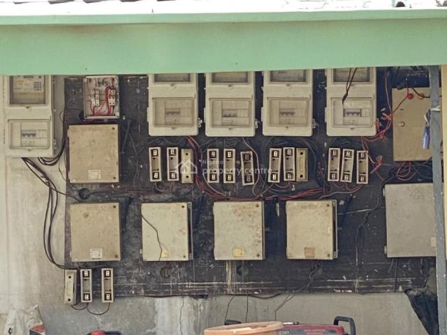 Flat for rent in Eti Osa, Lagos