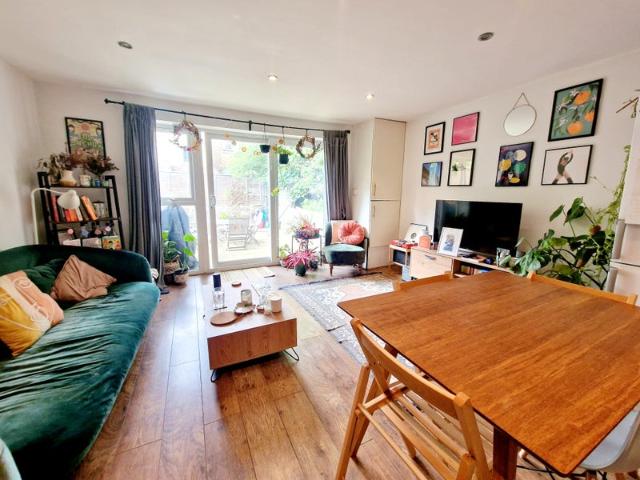 Apartment for rent in South Hackney, Greater London