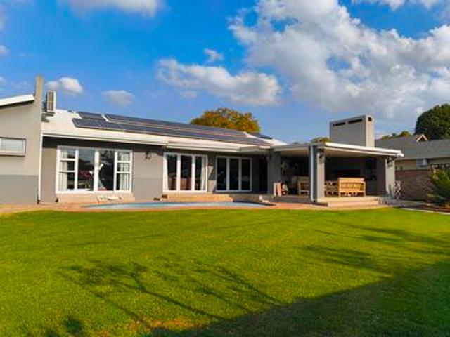 House for rent in Waterkloof, Gauteng
