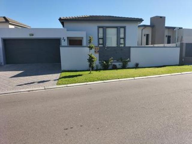 House for rent in Parklands, Western Cape