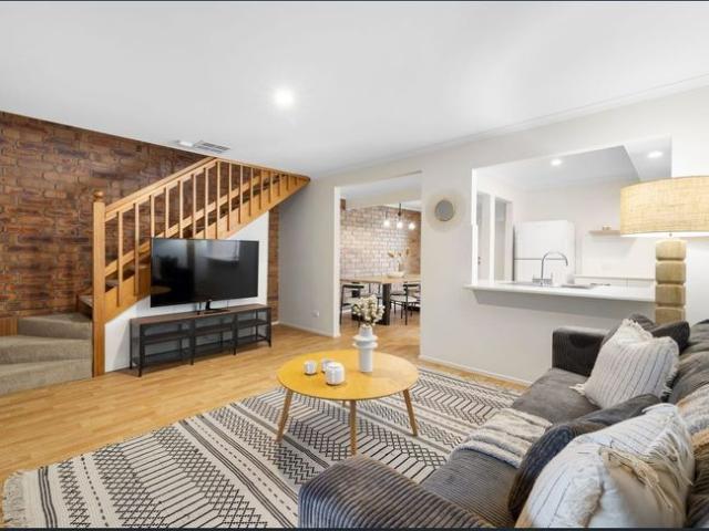 Townhouse for rent in Horseshoe Creek, South Australia