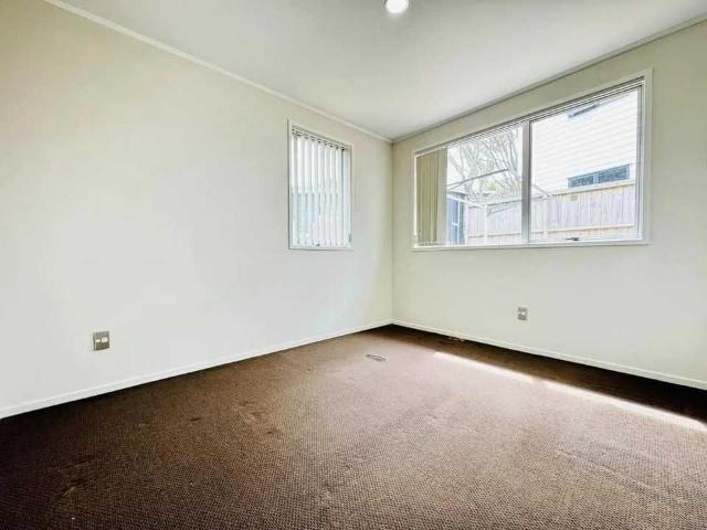 House for rent in Massey, Henderson-Massey