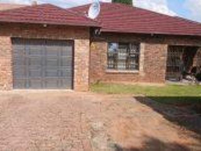 House for sale in Waterkloof, Gauteng