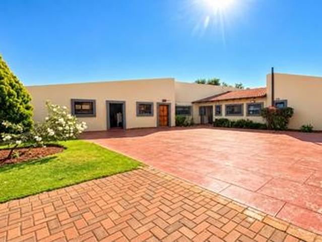 House for sale in Klippoortjie, City of Ekurhuleni Metropolitan Municipality