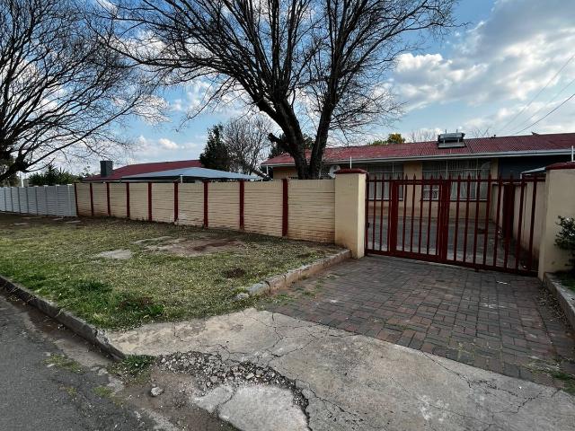 House for rent in Komani, Lukhanji Local Municipality