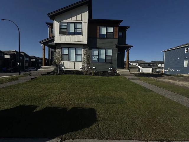 House for rent in Lewisburg, Calgary