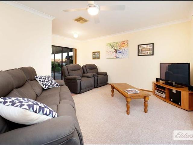 House for rent in West Wodonga, Victoria