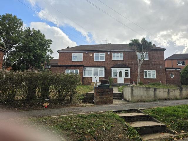 House for rent in London Borough of Waltham Forest, Greater London