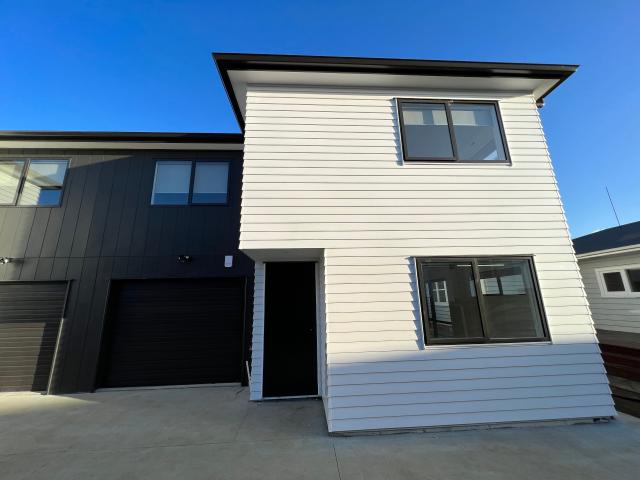 House for rent in Owhata