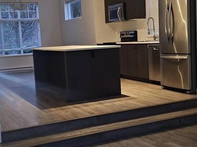 Townhouse for rent in Surrey