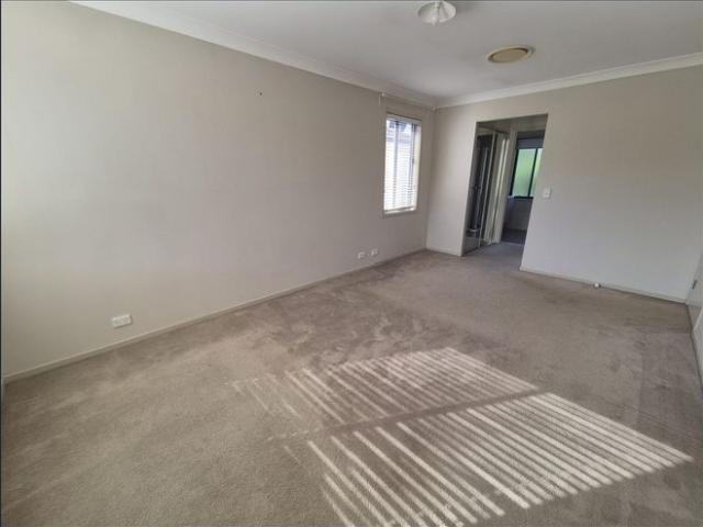 Townhouse for rent in Sydney, New South Wales