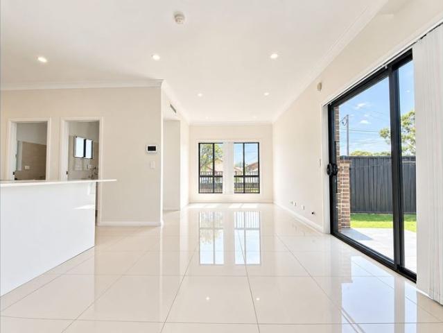 Townhouse for rent in Sydney, New South Wales