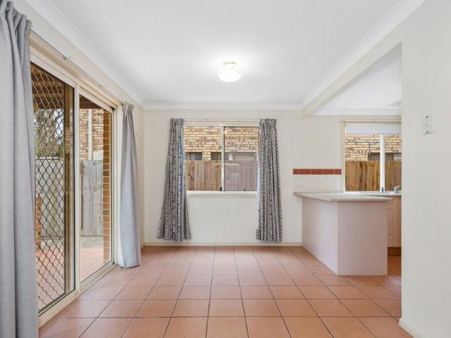 Townhouse for rent in Pottsville, New South Wales