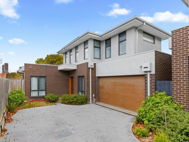 House for rent in Box Hill North