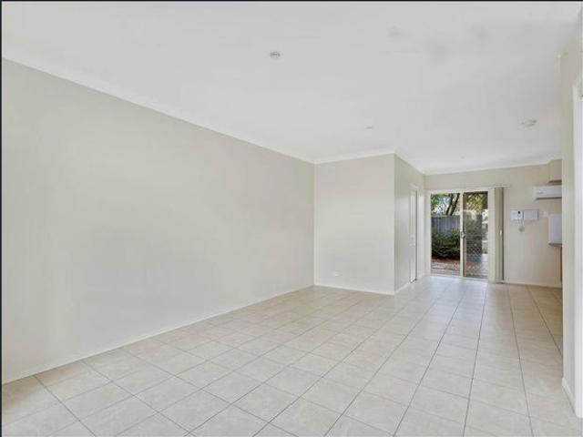 Townhouse for rent in Toombul, Queensland