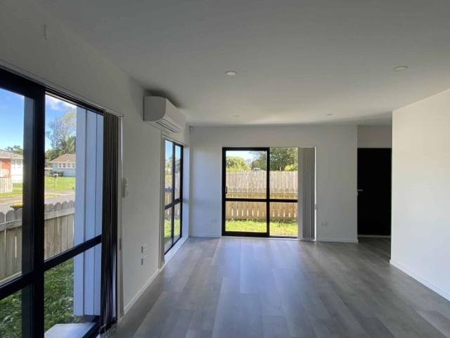 House for rent in Owhata, Oroua County