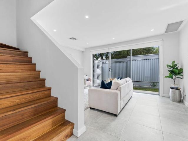 Townhouse for rent in Sydney, New South Wales