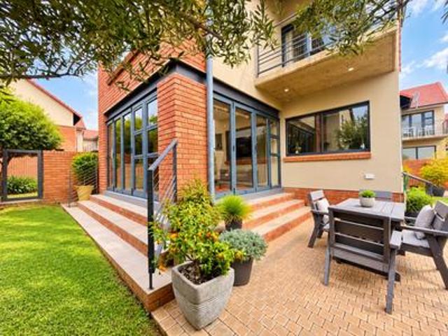 Townhouse for sale in Bloemfontein, Free State