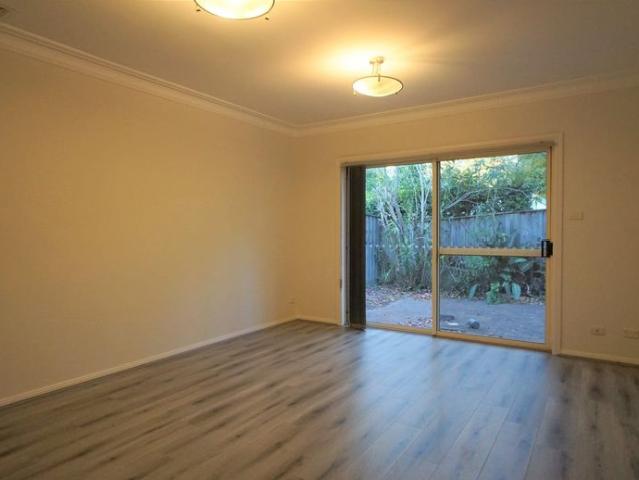Townhouse for rent in Sydney, New South Wales