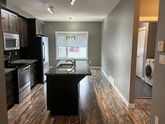 House for rent in Wedgewood, Alberta
