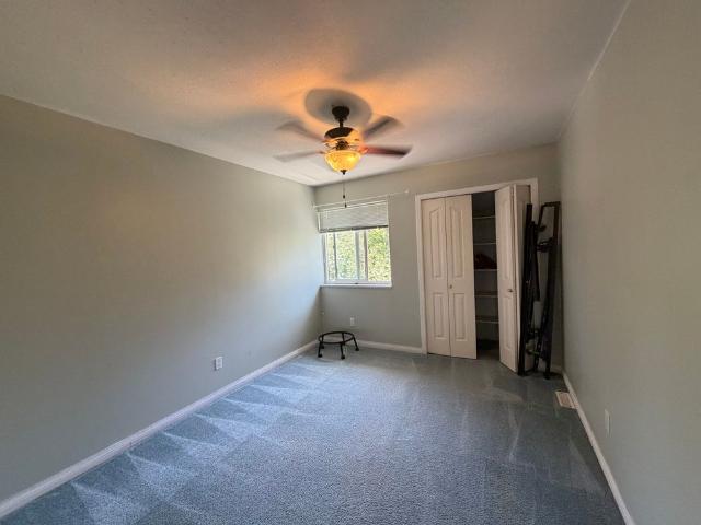 Apartment for rent in Surrey, British Columbia