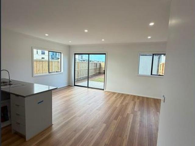 Townhouse for rent in Camerons Creek, Victoria