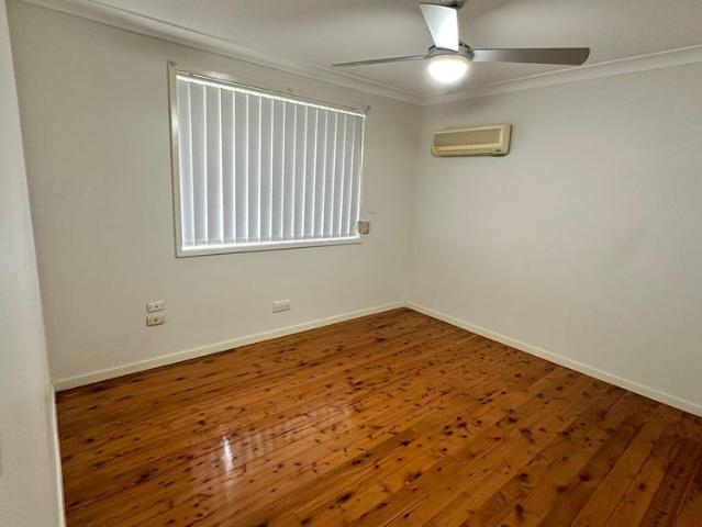 House for rent in Ingleburn, Sydney
