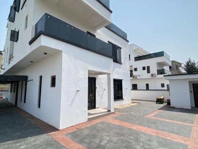 House for sale in Eti Osa, Lagos