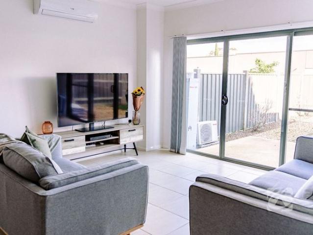 Townhouse for rent in Camerons Creek, Victoria