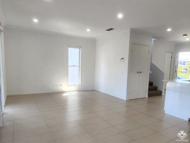 Townhouse for sale in Gold Coast, Gold Coast West
