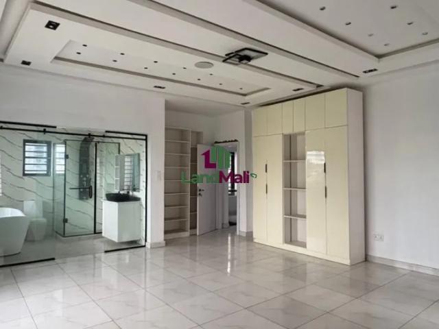 Property for sale in Eti Osa, Abuja