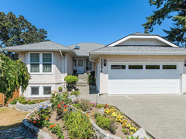 House for sale in Saanich, British Columbia
