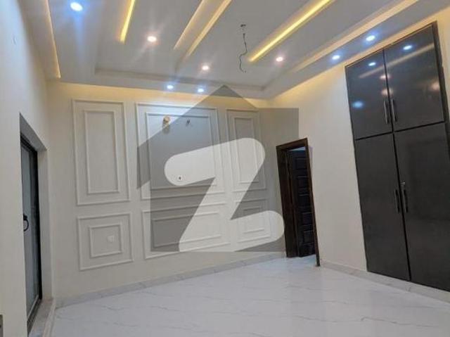 House for sale in Faisalabad, Islamabad Capital Territory