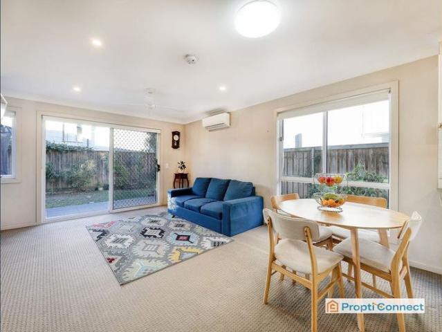 Townhouse for rent in Sydney, New South Wales