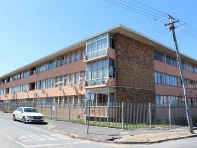 Apartment for sale in Parow, Western Cape