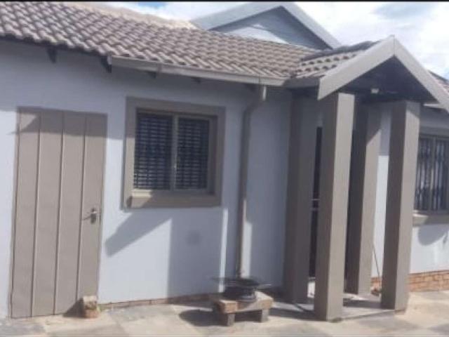 House for rent in Akasia, Gauteng