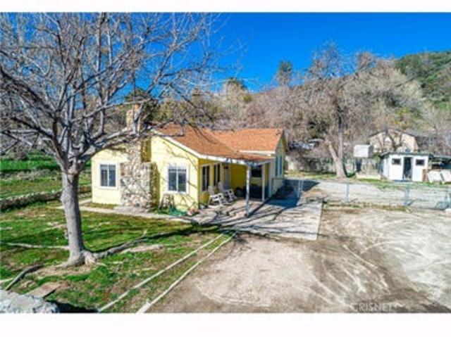Room for rent in Canoga Park, California