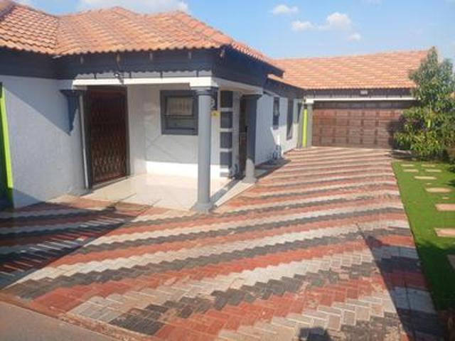 House for sale in Akasia, City of Tshwane Metropolitan Municipality