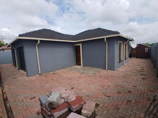 House for sale in Akasia, Gauteng