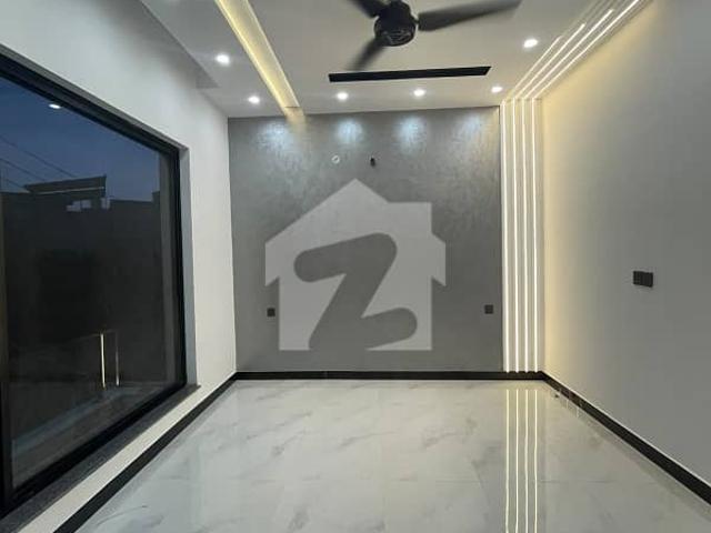 Building for rent in Rawalpindi, Islamabad Capital Territory