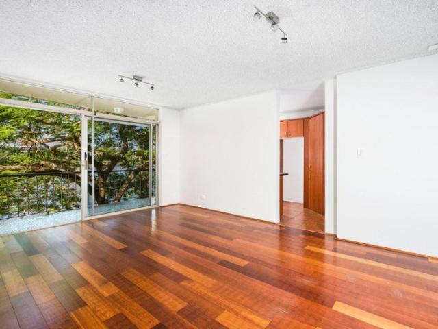 Apartment for rent in Toombul, Queensland