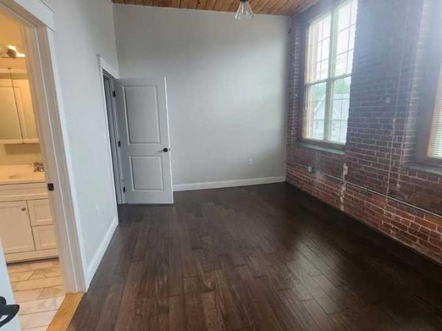 Apartment for rent in Monument Square Historic District, Leominster