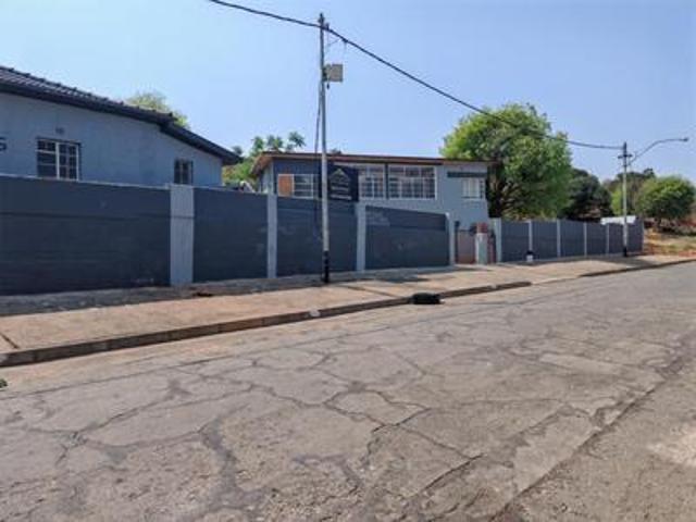 Commercial for sale in Vosloorus, Gauteng