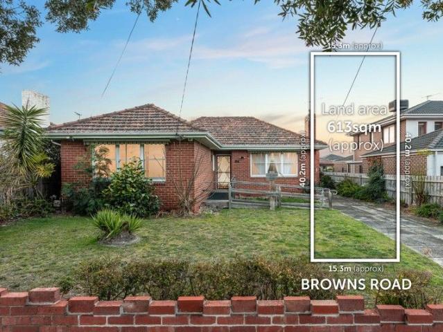 House for sale in Bentleigh East